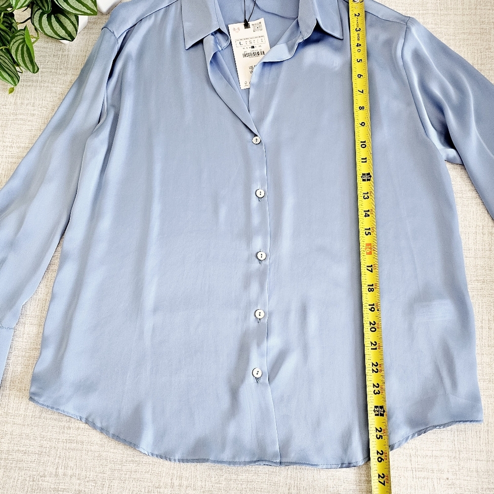 🆕️Zara Satin Sky Blue Button-Up Blouse SZ Large - Picture 11 of 12